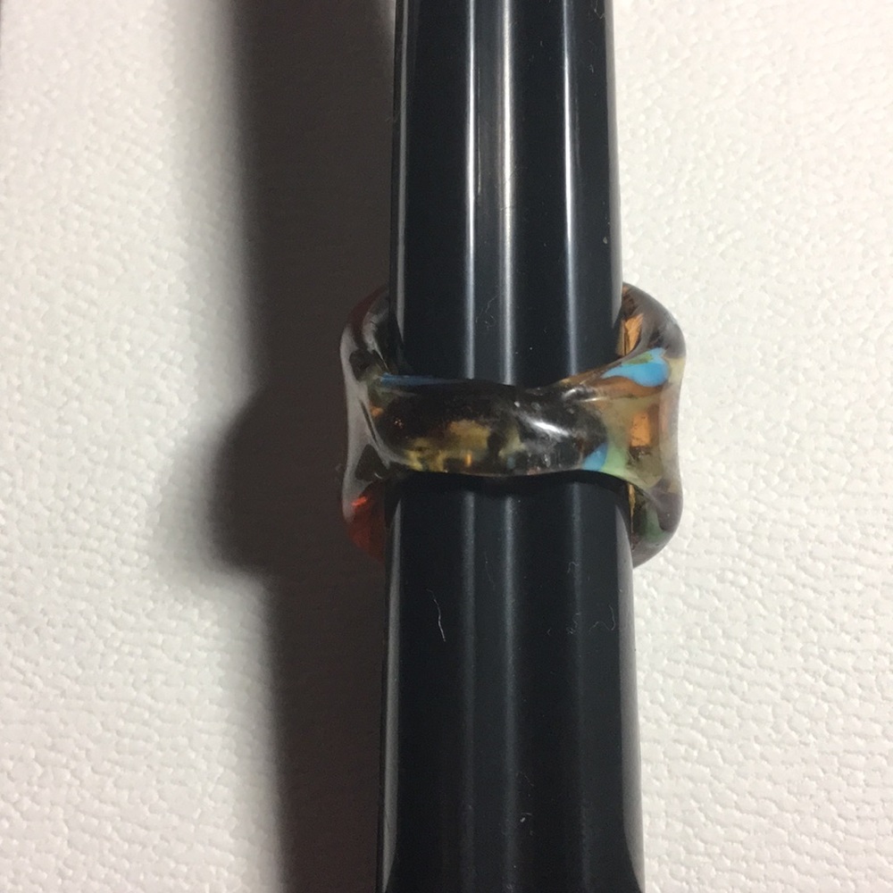 Ring - Picture 2 of 4